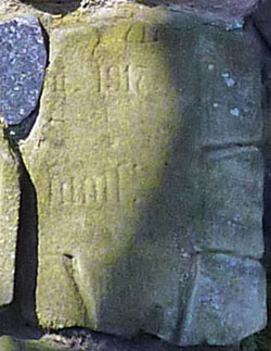 Fragment des Grabsteins von Rosalie Ransenberg  
