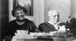Guste Mayer, geb. Lipper und ihr Mann Bernhard (1928)  